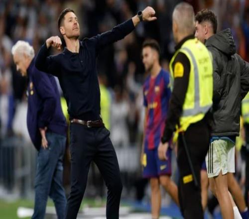 阿隆索：全队充满斗志之后会找维尼修斯聊一聊