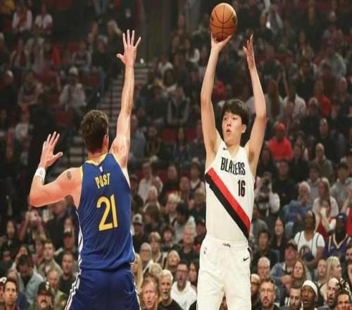 NBA杨瀚森赢定才被派上场战勇士2分2封盖