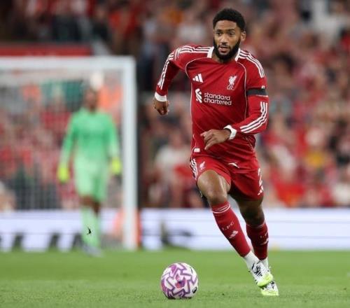 “不带刀后卫”！效力豪门10个赛季283场比赛0进球，但依旧很抢手