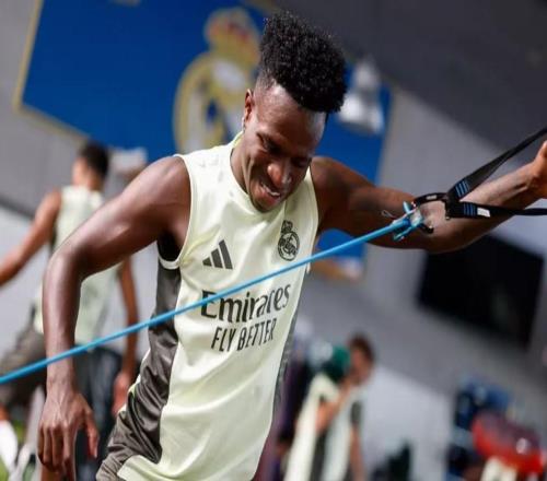 马卡：维尼修斯吃牌问题缓解，本季至今仅1黄而上赛季共16黄