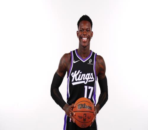 施罗德：威斯布鲁克已完全适应球队，他能把所有人凝聚在一起