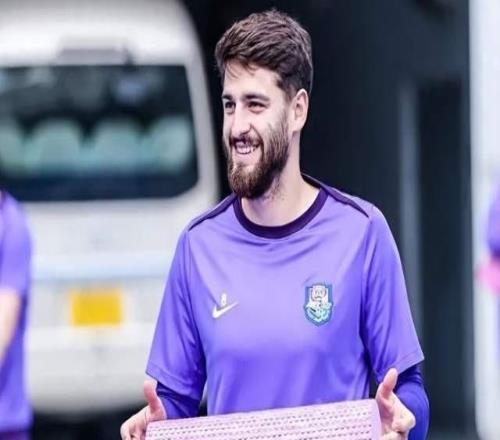 大爱中国！中超强援：中国发展前景很好，经济规模远超我祖国！