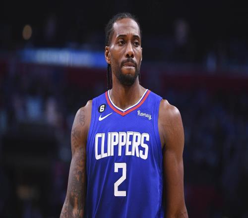 杰弗森：没人在乎伦纳德多拿2800万，球员们没有任何愤怒