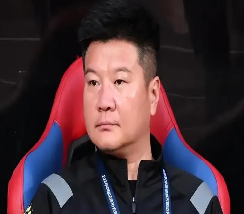 祝贺中超升班马：27场28球神锋宣布留队，李金羽苦心没白费