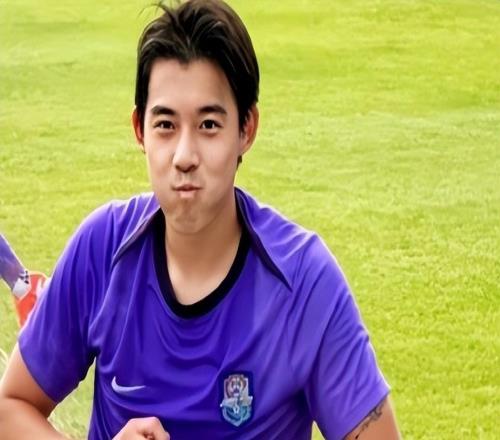加盟3个月0出场，国足名宿之子惨遭于根伟无视，沦为中超多余人
