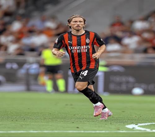 1：2米兰开门黑,莫德里奇难救主，退货4000万病锋，美资纯糊弄