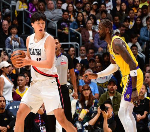 被定义为蓝领最大优势毫无用武之地，杨瀚森面临与一人相似境遇