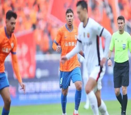 上海海港输给泰山队真乃千古奇冤，有能耐用本土裁判