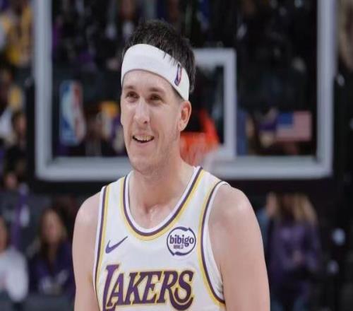 尽力局！里夫斯22中13&14罚12中空砍41分5篮板