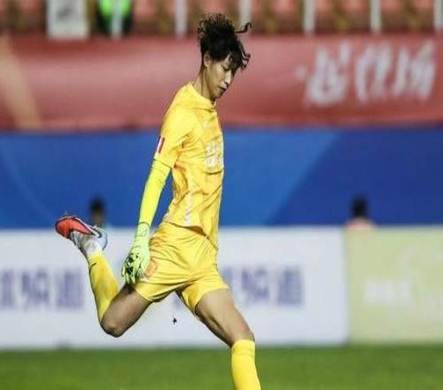 表态踢中超，姚浩洋有望留队，重庆刮起青春风暴，中超主场二选一