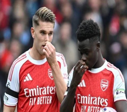 邮报：哲凯对后卫的牵制给球队带来帮助，以前都是2人盯萨卡