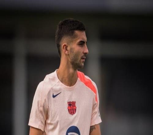 巴萨官方：费兰托雷斯左腿腘绳肌负荷过重，但并未损伤