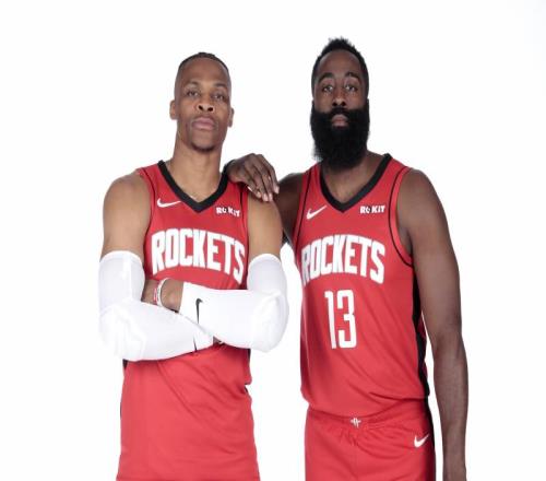 申京是火箭5年来首位全明星上一次是2020年的哈登&威少