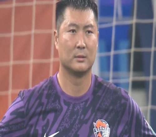 9分钟2个世界波！莱昂纳多4场轰8球，21球追平单季进球纪录