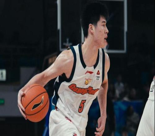 亮剑！广东新赛季首战三大杀招，跑轰风暴席卷CBA