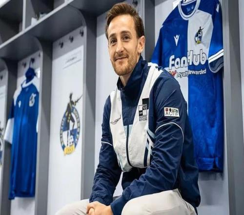 曾遭遇心脏骤停，洛克耶跟随老东家布里斯托尔流浪者训练