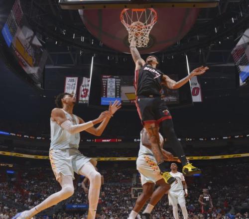 24+10+2！连续三场爆发！NBA又一个文班亚马