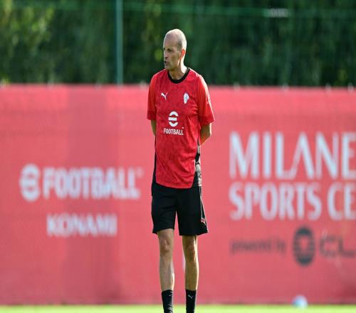 阿莱格里：如果后卫缺乏感知危险的能力，我们随时可能丢球