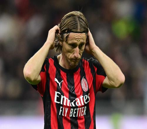 意甲最新积分战报榜首难保！AC米兰登顶就爆冷平弱旅多国米2分