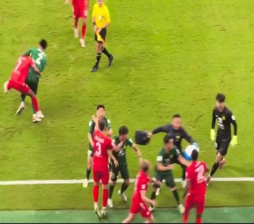 处罚来了！国安与河内公安冲突后2个月，亚足联为双方开出罚单