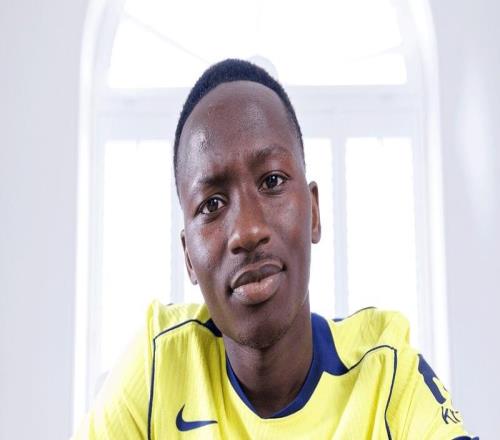 热刺官方商店发布新赛季二客球衣：致敬1982年足总杯冠军