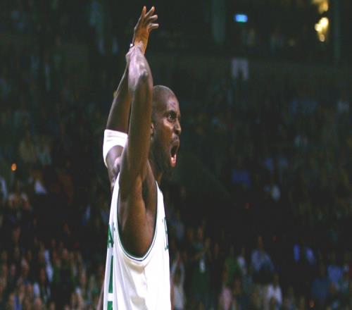 KG：现在的年轻一代都不想承担责任但想要进步就得改进不足