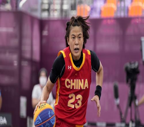 王丽丽：最后一投就是想把球投进去完全把压力抛乎在外