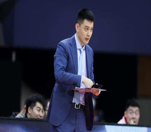 媒体人：辽宁并没有想到解决问题的方案第二场比第一场输得更脆