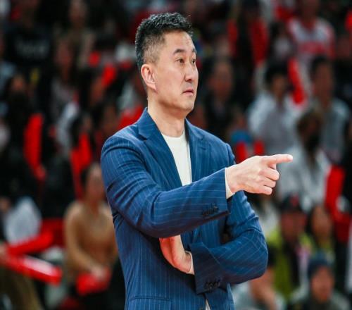 杜锋4年一度的奥运盛会让人无比期待为中国健儿的旗开得胜助威