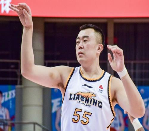 高效两双！韩德君8中7拿到18分13板4助正负值+20