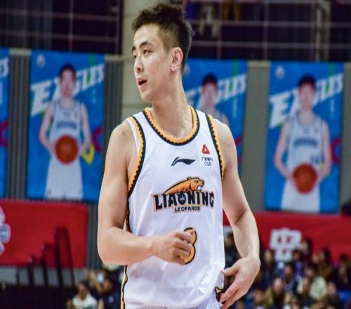 里程碑！赵继伟生涯抢断数来到858个超琼斯升至CBA历史第九