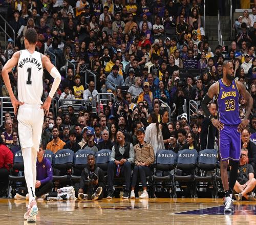 从19岁新星到40岁老将盘点NBA现役球员各年龄段最佳
