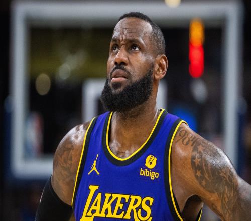 盘点Hoopshype评78大巨星：麦迪卡特入榜詹姆斯以一票之差登顶