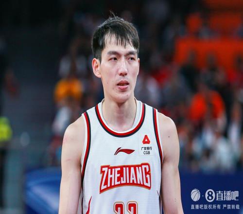 浙江男篮官方：常规赛最后一轮提供1000名球迷免费观赛的福利