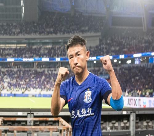 边路爆点到禁区杀手，37岁后的于汉超替补身份打入5球创中超史话
