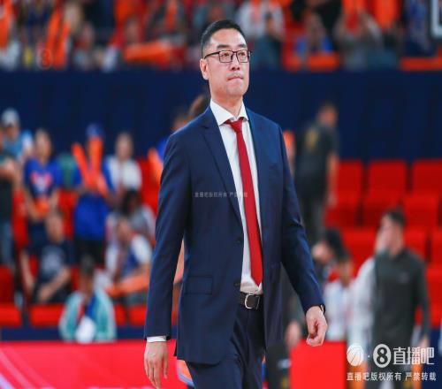 东体：主场叒响“下课声”刘鹏还能等到他的“救命稻草”吗