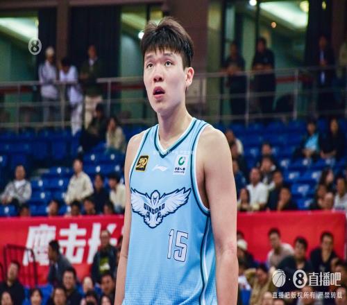 杨瀚森半场出战21分钟8中4&6罚4中拿到12分5板2帽出现5失误
