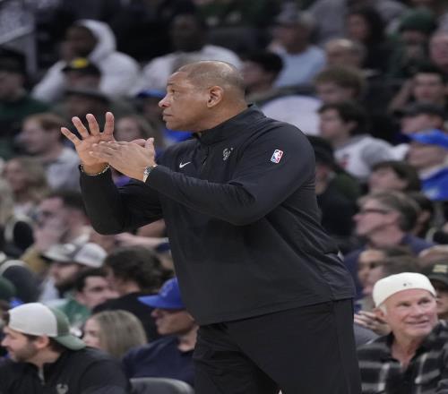 里弗斯：我们的目标绝不仅仅是去拉斯维加斯我们要夺下NBA杯冠军