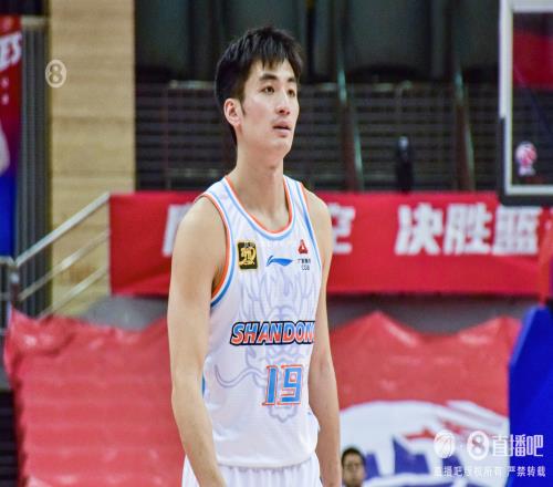 夏晓司：于德豪还得养伤几天库马杰今天大概率复出