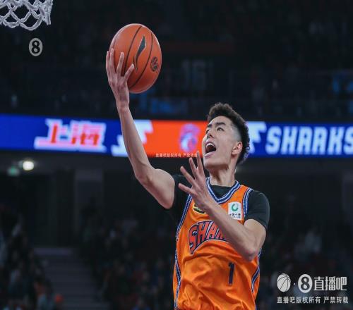 篮筐盖了盖！李添荣全场10中0&三分7中0抢下5个篮板
