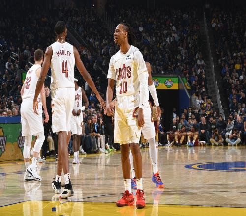 骑士30胜4负开局排NBA历史第5好1516赛季勇士32胜2负居榜首