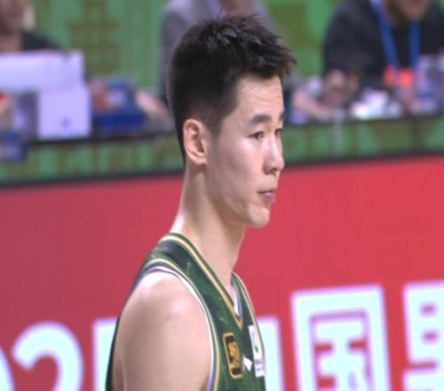 手感冰凉！郭昊文7投仅1中拿到4分出现3失误三分2中0