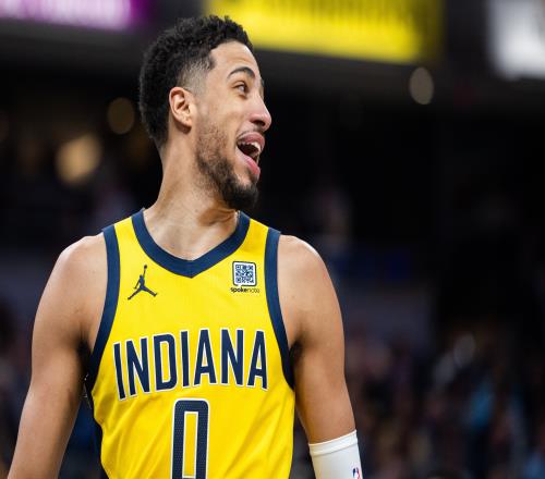 哈利伯顿：快船球馆是NBA最棒的等他们进季后赛这里肯定会嗨翻