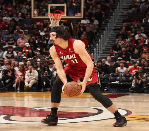 真挚的祝福！NBA官推为哈克斯的24岁生日送上祝福