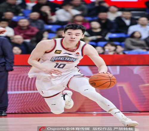 冲击力十足！郭昊文17投5中&罚球14中12得到24分10板5助