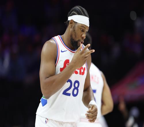 亚布塞莱：还没考虑自由球员的问题感谢76人给我重返NBA的机会