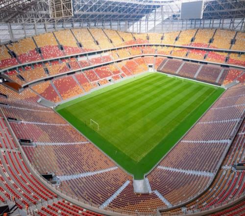 东体：单体看台9000座，龙兴足球场将为国足打造一个创纪录的TIFO