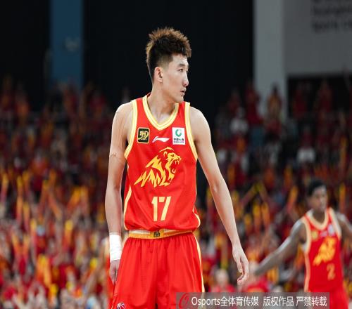 麦穗丰：孙铭徽一扫G1低迷展现全明星风采周琦3犯看北京如何应对