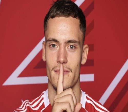 维尔茨：很高兴球队今天赢球，我终于参与到进球之中了