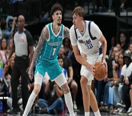 基德：弗拉格对比赛的阅读非常出色有一些失误是正常的